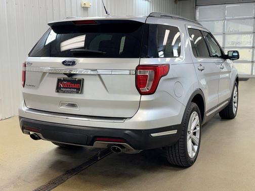 Ingot Silver 2018 Ford Explorer Limited