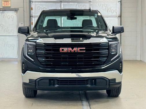 Onyx Black 2026 GMC Sierra 1500 Pro
