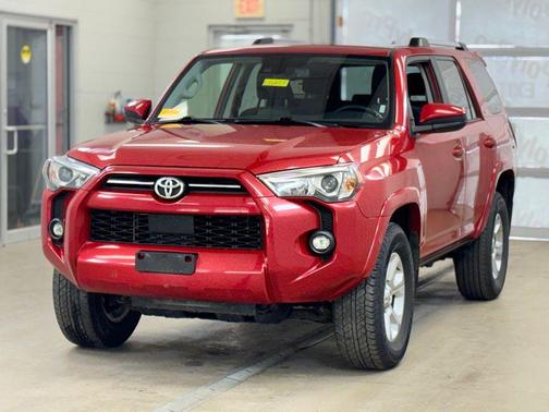 2022 Toyota 4Runner SR5
