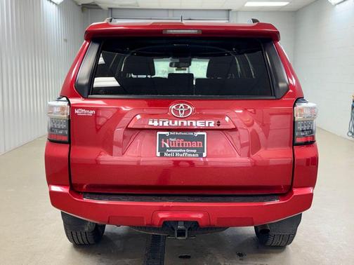 2022 Toyota 4Runner SR5