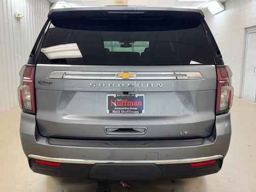 Satin Steel Metallic 2021 Chevrolet Suburban LT