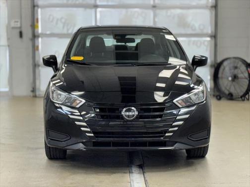 2023 Nissan Versa 1.6 SV