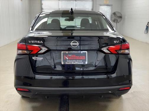 2023 Nissan Versa 1.6 SV