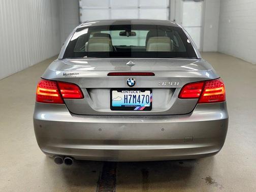 Space Gray Metallic 2011 BMW 328 328i