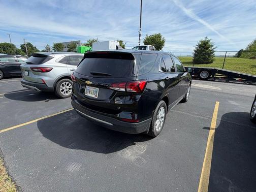 Mosaic Black Metallic 2024 Chevrolet Equinox 1LT