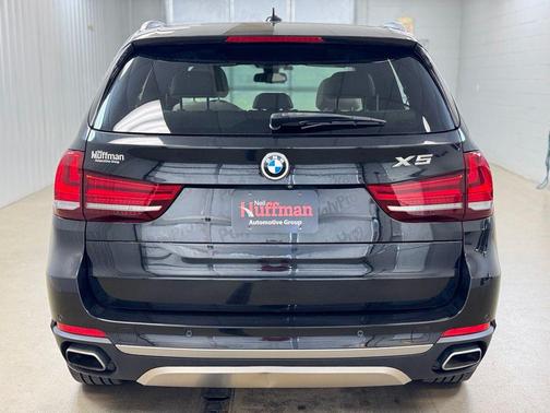 Black Sapphire Metallic 2018 BMW X5 sDrive35i