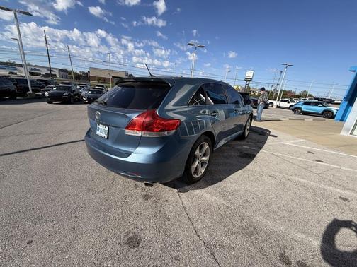 2010 Toyota Venza Base