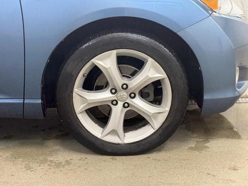 2010 Toyota Venza Base