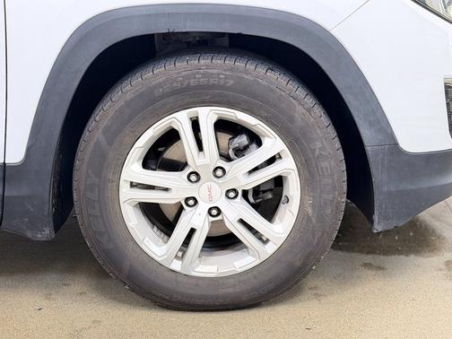 Summit White 2019 GMC Terrain SLE