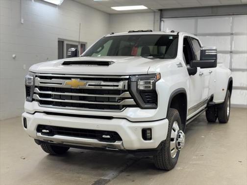 2025 Chevrolet Silverado 3500 High Country