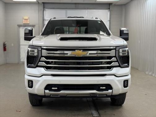 2025 Chevrolet Silverado 3500 High Country