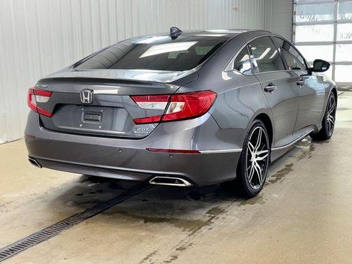 2022 Honda Accord Touring 2.0T