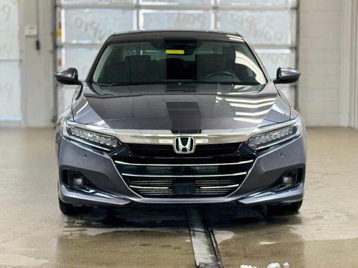 2022 Honda Accord Touring 2.0T