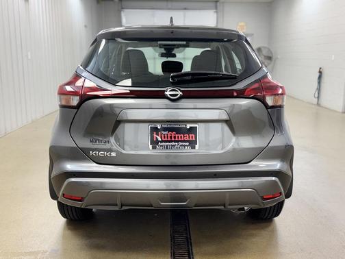 2025 Nissan Kicks S