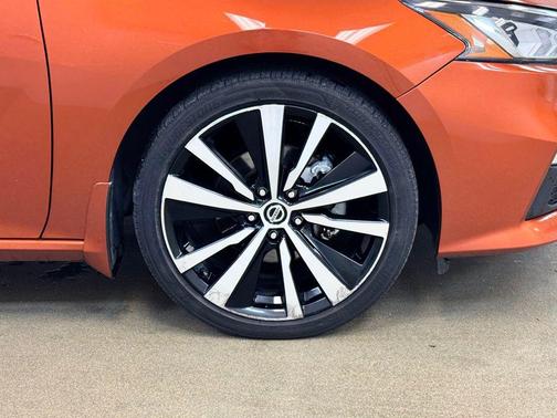 2022 Nissan Altima SR VC-Turbo FWD