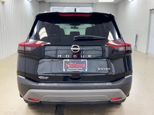 Super Black 2023 Nissan Rogue SV