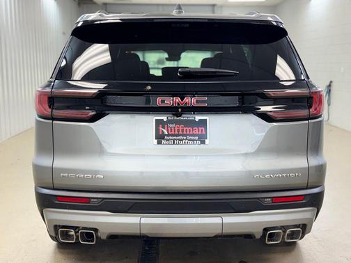 2026 GMC Acadia Elevation FWD