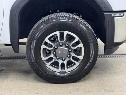 2025 GMC Sierra 3500 SLE