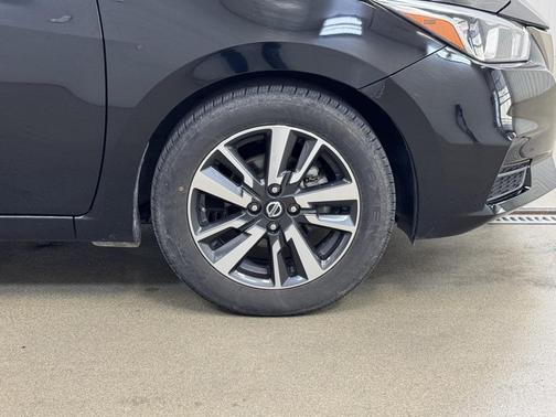 2022 Nissan Versa 1.6 SV