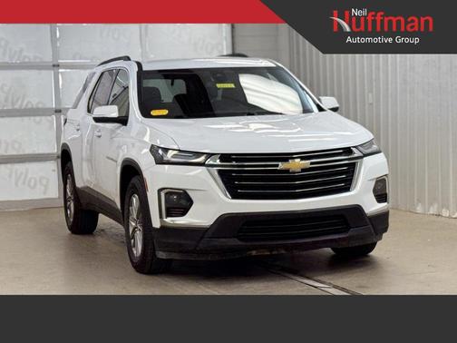 2022 Chevrolet Traverse LT Cloth