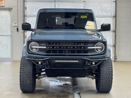 Azure Gray Metallic Tri-Coat 2023 Ford Bronco Base