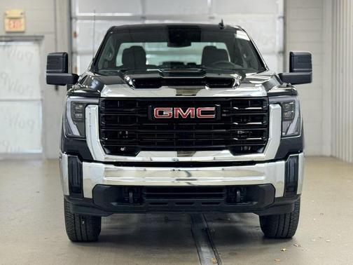 2026 GMC Sierra 3500 Base