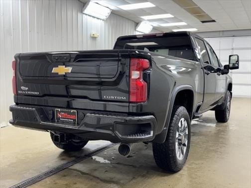 2025 Chevrolet Silverado 2500 Custom