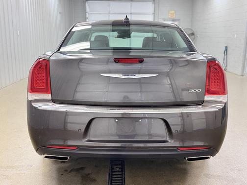 2019 Chrysler 300 Limited
