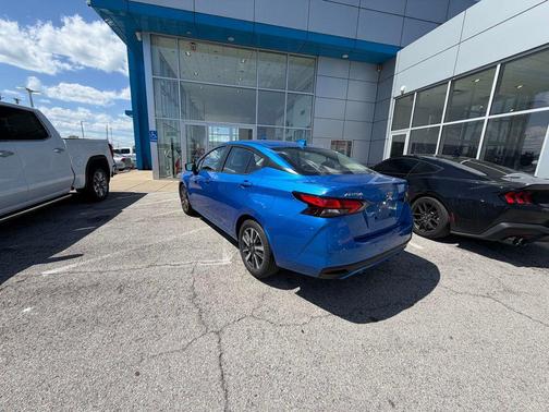 Electric Blue Metallic 2024 Nissan Versa 1.6 SV