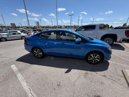 Electric Blue Metallic 2024 Nissan Versa 1.6 SV