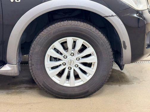 2017 Nissan Armada SV