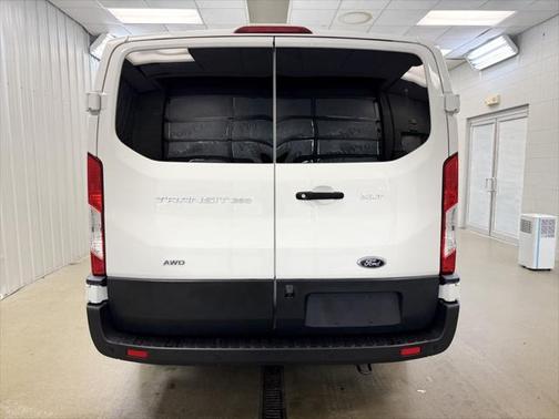 2022 Ford Transit-350 XLT