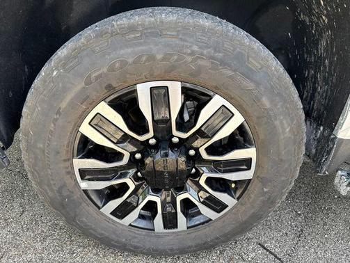 Quicksilver Metallic 2022 GMC Sierra 3500 Denali