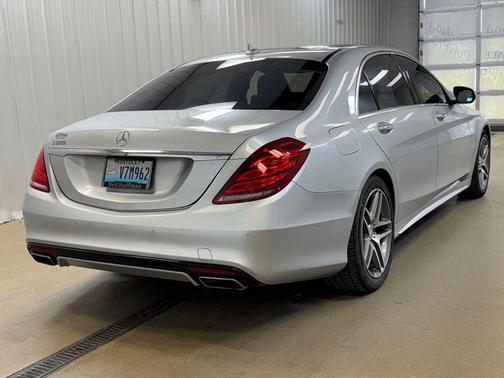 2014 Mercedes-Benz S-Class S 550