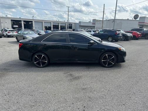 Attitude Black Metallic 2014 Toyota Camry L