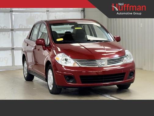 2009 Nissan Versa 1.8 S