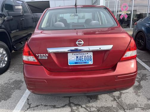 2009 Nissan Versa 1.8 S