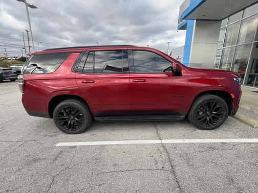 2022 Chevrolet Tahoe 4WD RST