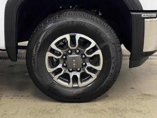 2025 GMC Sierra 3500 Base