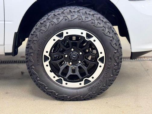 2018 RAM 1500 Night Regular Cab 4x4 6'4' Box