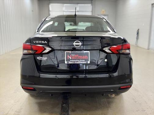 2024 Nissan Versa 1.6 S
