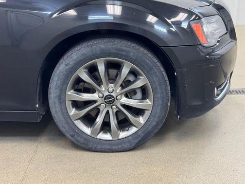 Gloss Black 2014 Chrysler 300 S