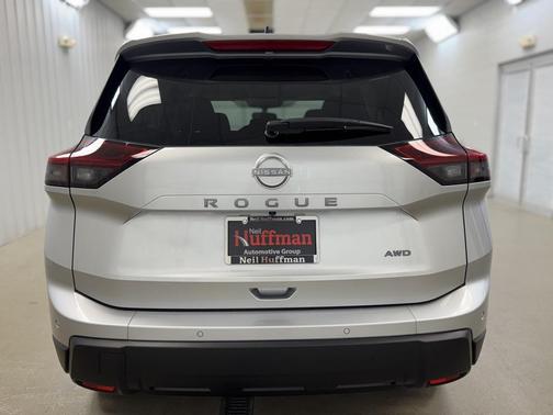 2025 Nissan Rogue S