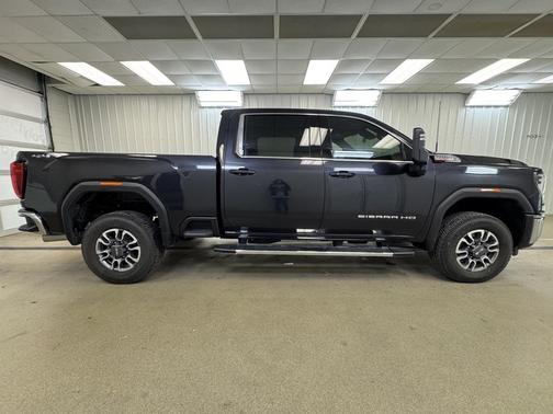 2026 GMC Sierra 3500 SLE