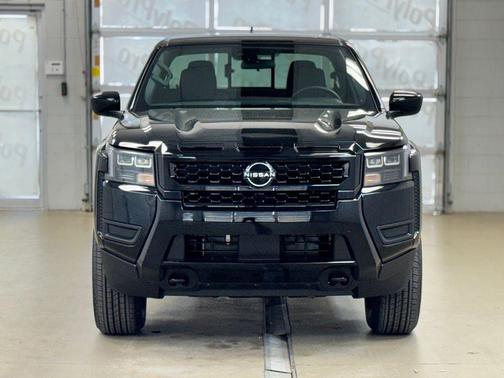 Super Black 2026 Nissan Frontier SV