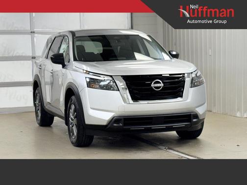2025 Nissan Pathfinder S 4WD