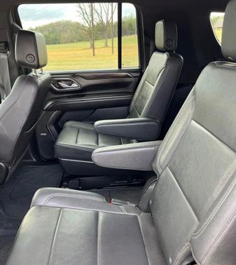 Dark Ash Metallic 2022 Chevrolet Suburban 4WD Z71