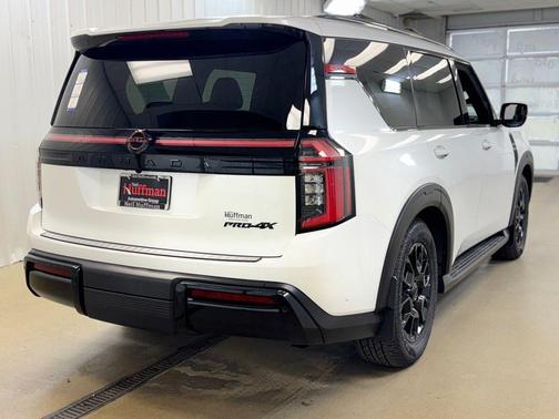 Aspen White Tricoat 2026 Nissan Armada PRO-4X