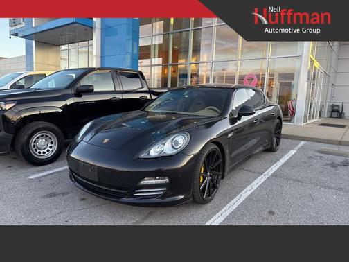 2011 Porsche Panamera 4