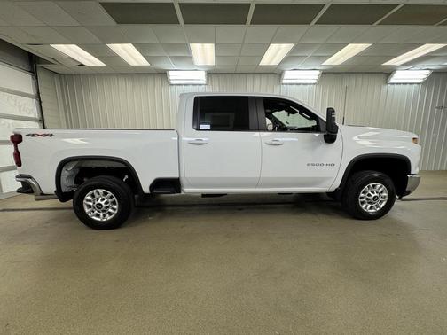 2026 Chevrolet Silverado 2500 LT